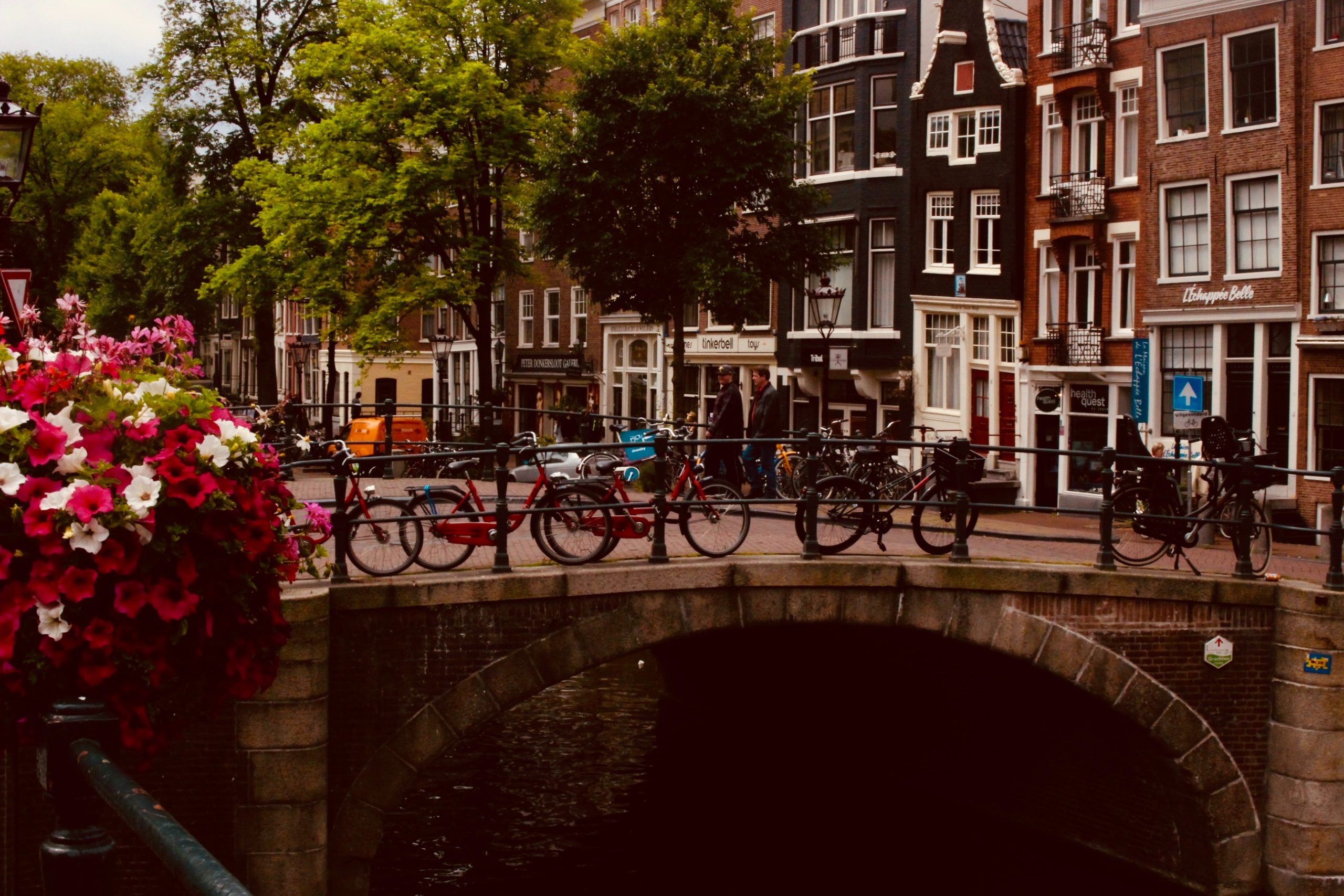 Своти Амстердам